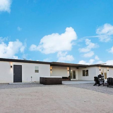 Star Gazers Modern Home On 5 Acres Of Land! Sunfair Heights Buitenkant foto