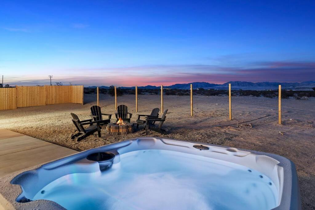 Star Gazers Modern Home On 5 Acres Of Land! Sunfair Heights Buitenkant foto